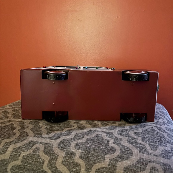 {Merry Moments} Red White Metal Vintage style Christmas Woody Wagon Car Jeep - Picture 4 of 5